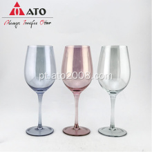 Conjunto de copo de copo de vinho em cor de vinho com pulverização